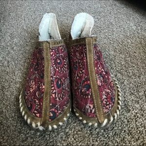 Urban Outfitters slippers